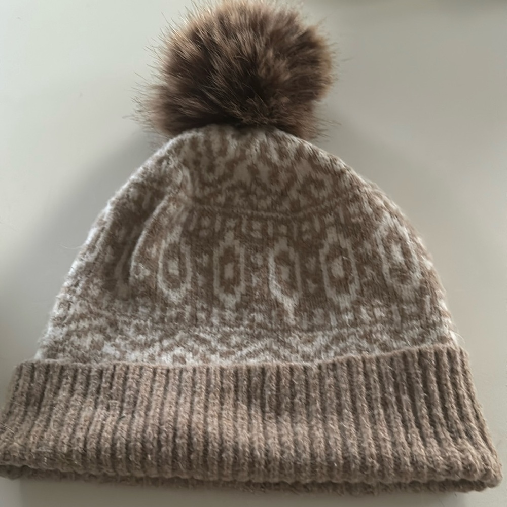 Rachel Zoe Winter hat